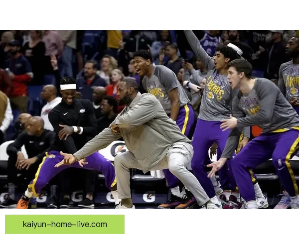 湖人队记者透露斯马特放弃540万球员选项 多支球队或以中产特例争抢